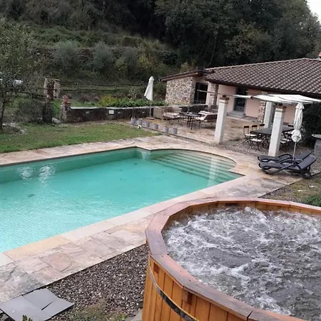 Mulino Cintoia Piscina, Sauna, Jacuzzi Chiocchio